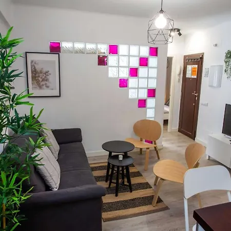 Holidays2malaga Lagunillas 3 Bedrooms Downtown Local Area 500mb Free Wifi Apartment *