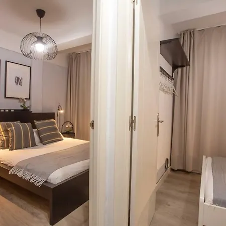 Holidays2malaga Lagunillas 3 Bedrooms Downtown Local Area 500mb Free Wifi * Malaga