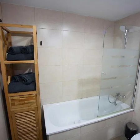 Apartment Holidays2malaga Lagunillas 3 Bedrooms Downtown Local Area 500mb Free Wifi