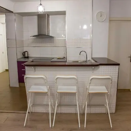 Holidays2malaga Lagunillas 3 Bedrooms Downtown Local Area 500mb Free Wifi Apartment *